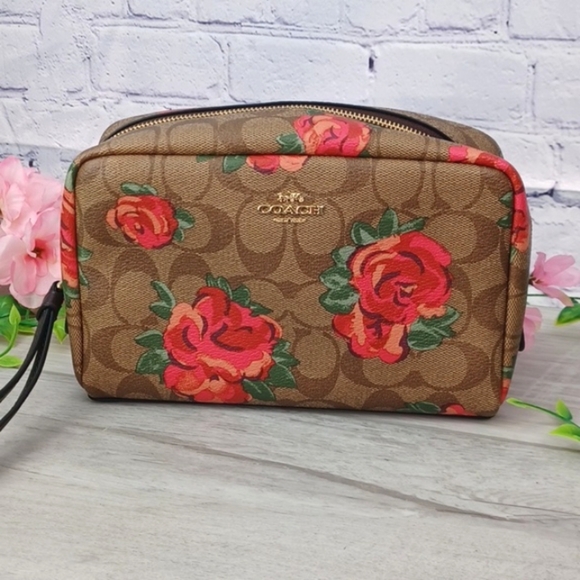 Coach Handbags - Coach Cosmetic bag/ Wristlet